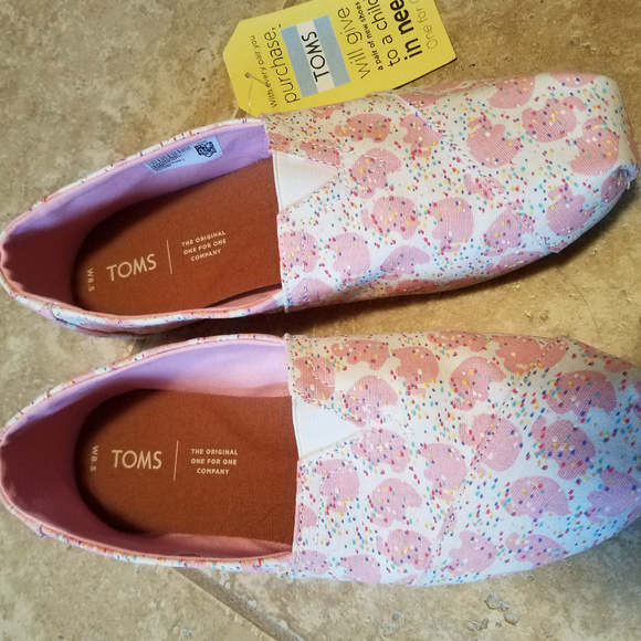 toms elephant canvas women's classics